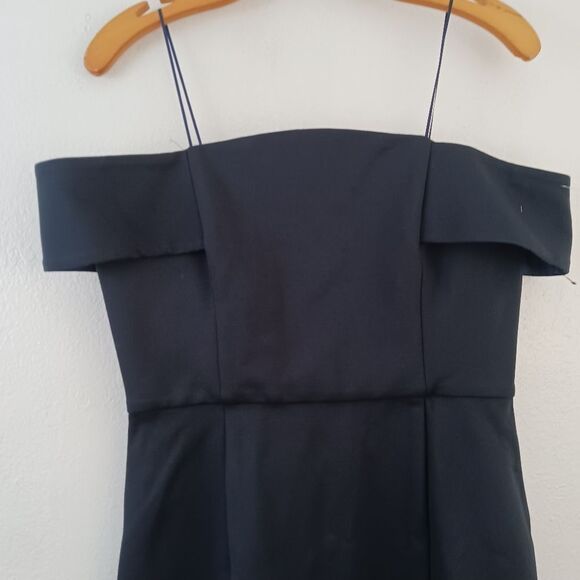 Nicholas Ponti Off the Shoulder navy blue Dress size 6 - Picture 2 of 6